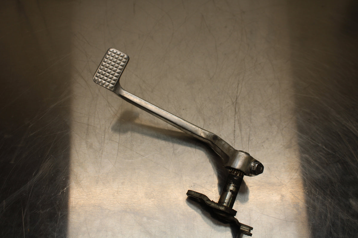 86 SUZUKI GS750ES RIGHT REARSET BRAKE FOOT PEDAL BB140