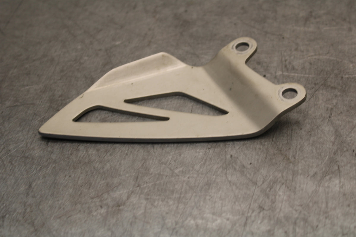 09-11 TRIUMPH DAYTONA 675 RIGHT REARSET REAR SET HEEL GUARD COVER BB652