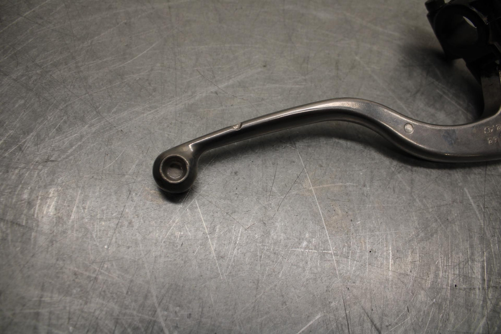 06-07 TRIUMPH DAYTONA 675 DAYTONA 675 CLUTCH PERCH MOUNT WITH LEVER  BB441
