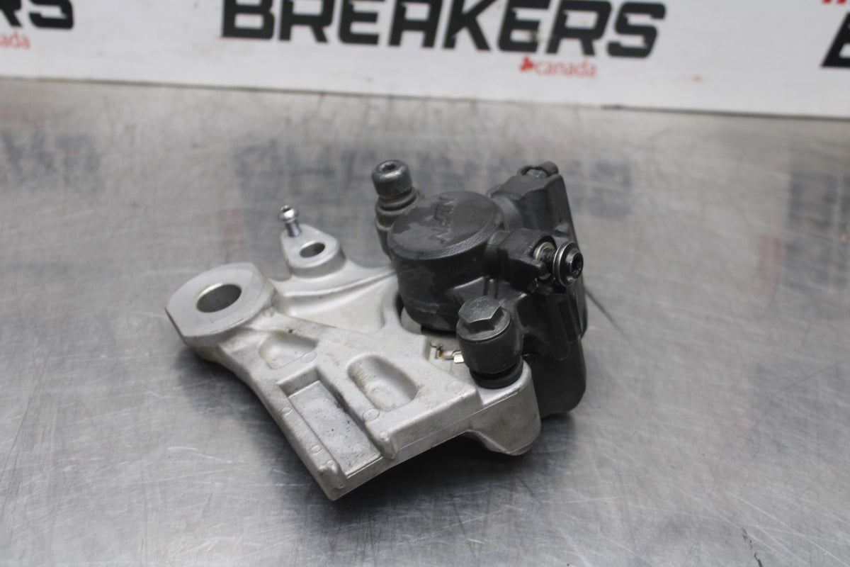16 YAMAHA XSR900 REAR BACK BRAKE CALIPER W MOUNT BRACKET BB786