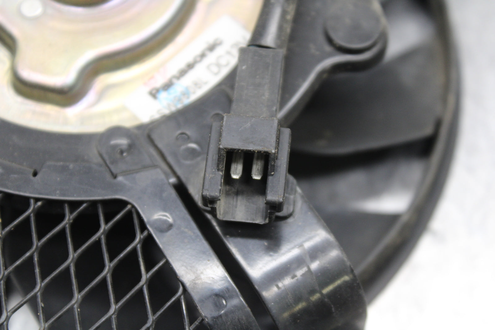 08-10 SUZUKI GSXR 600 ENGINE RADIATOR COOLING FAN BB132