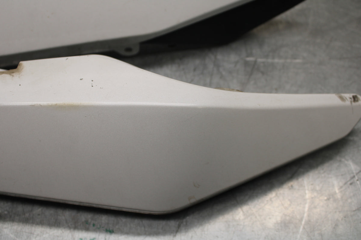 09-15 YAMAHA FZ6R REAR BACK TAIL FAIRING COWL SHROUD SET BB719