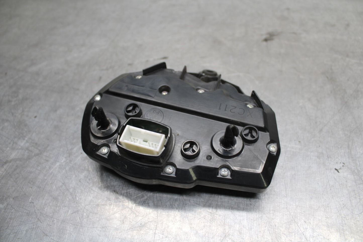08-09 SUZUKI GSXR600 SPEEDO TACH GAUGES CLUSTER SPEEDOMETER TACHOMETER BB728