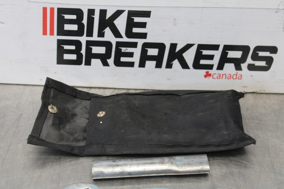 13-18 KAWASAKI NINJA ZX6R STOCK TOOLS OEM TOOL BAG KIT SET BB908