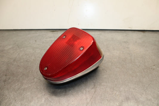 06-07 YAMAHA V STAR 1100 TAILLIGHT REAR TAIL BRAKE LIGHT BB124