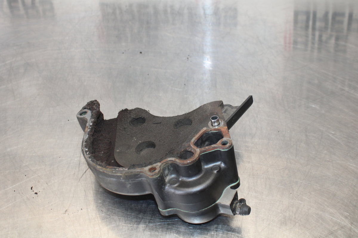 06-07 HONDA CBR1000RR CLUTCH SLAVE PISTON CYLINDER & SPROCKET COVER BB166