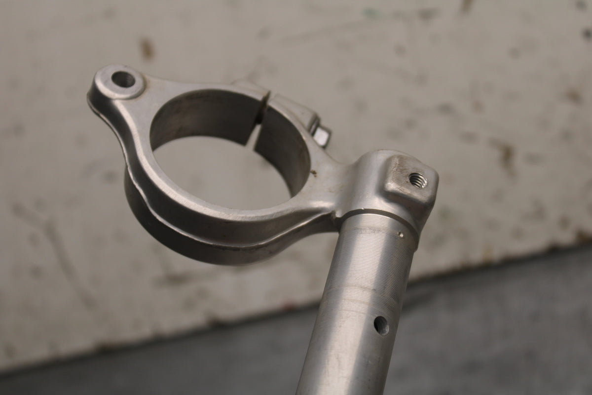 01-02 SUZUKI GSXR1000 RIGHT CLIP ON HANDLEBAR BB113