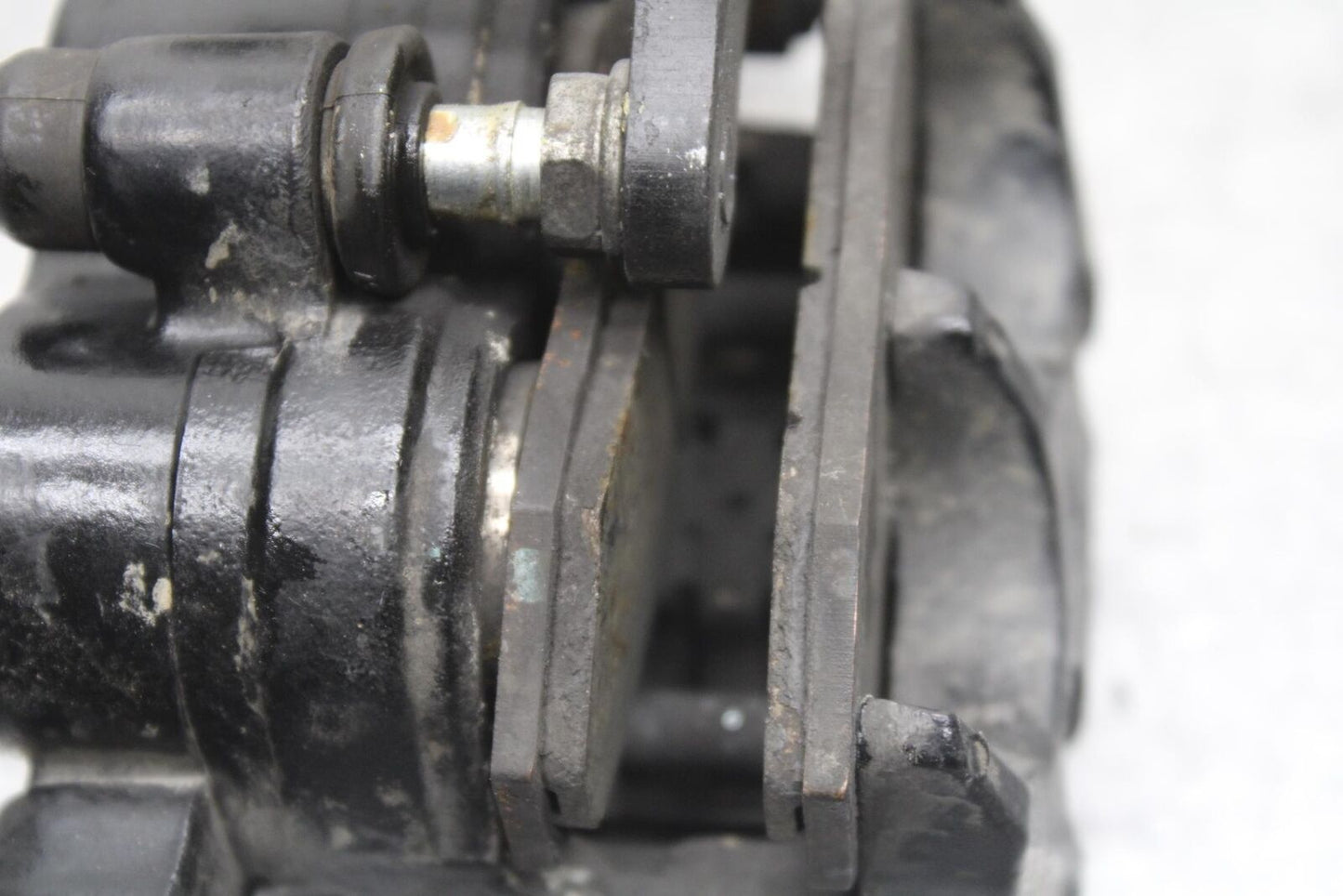 15-16 KAWASAKI EX300 FRONT BRAKE CALIPER BB635