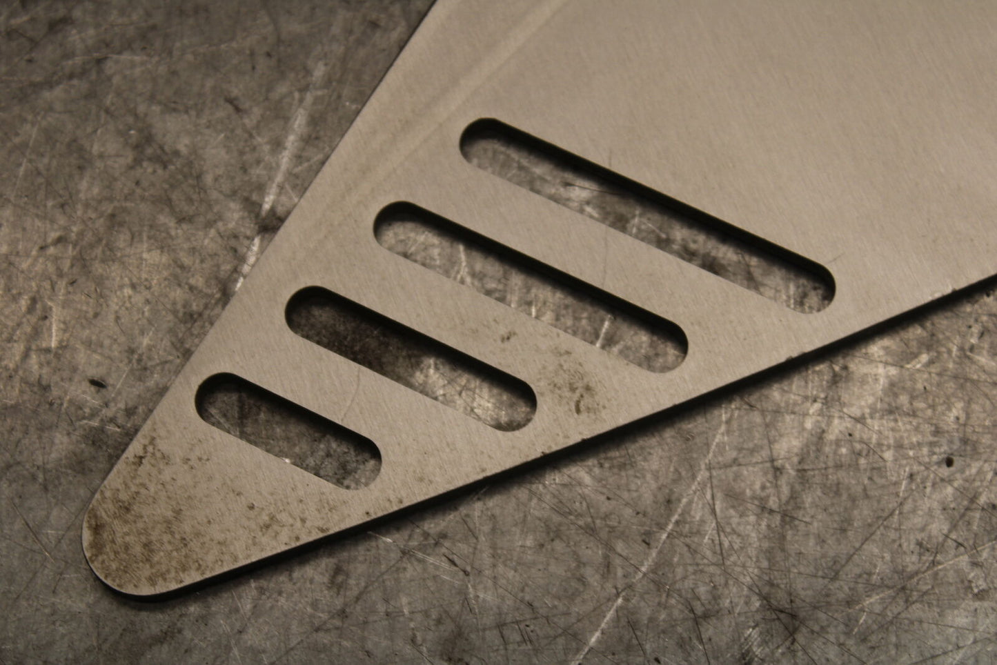 13-18 KAWASAKI NINJA ZX6R RIGHT REARSET REAR SET HEEL GUARD COVER  BB682