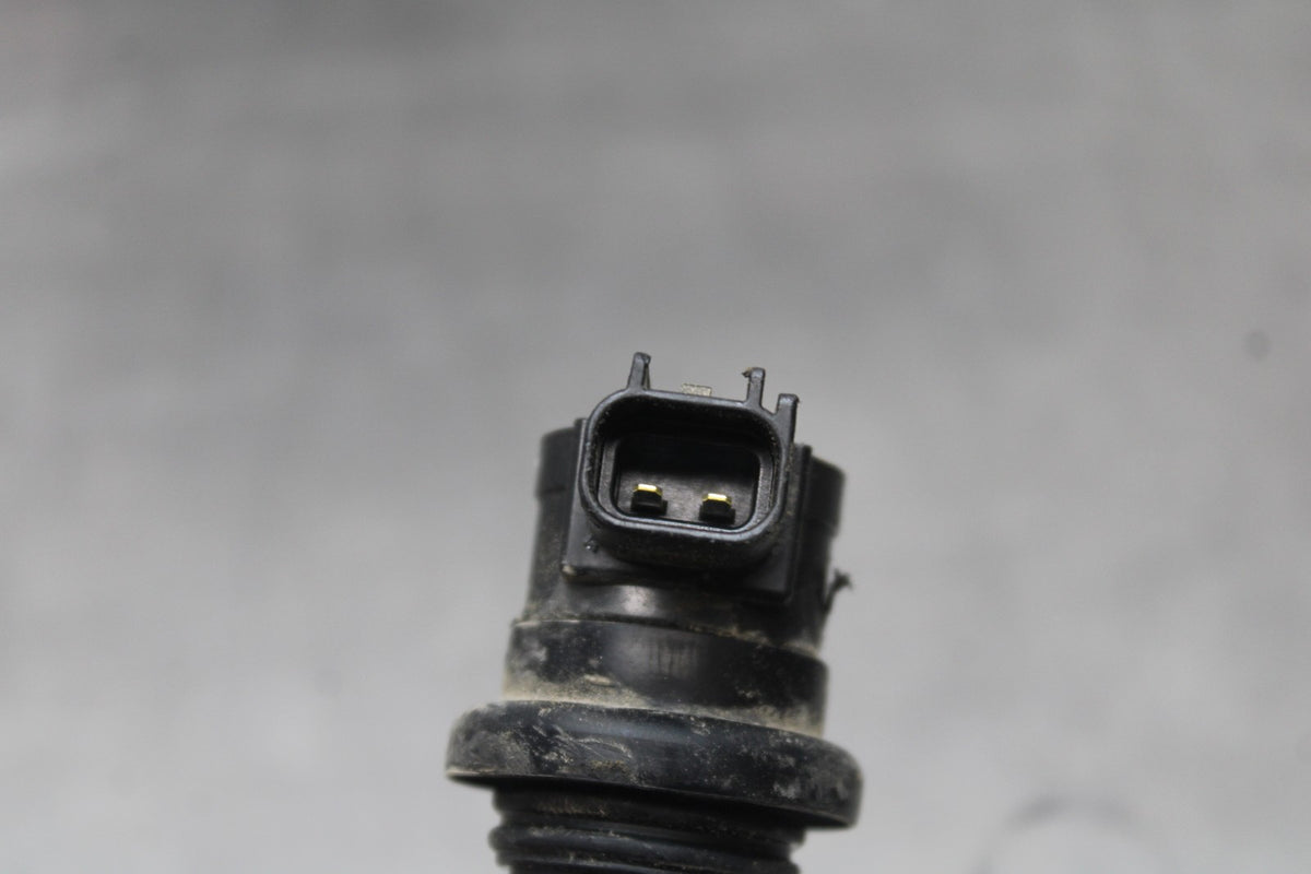 23-26 KAWASAKI NINJA ZX4RR IGNITION COILS COIL SPARK PLUG CAPS BB872