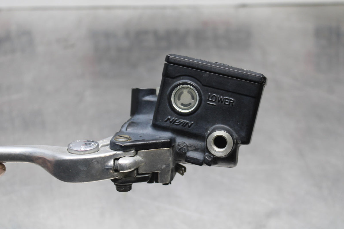 06 KAWASAKI Z750 FRONT BRAKE MASTER CYLINDER w/ LEVER BB837