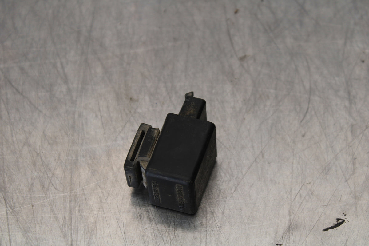 96-07 YAMAHA YZF600R TURN SIGNAL BLINKER RELAY FLASHER SWITCH BB158