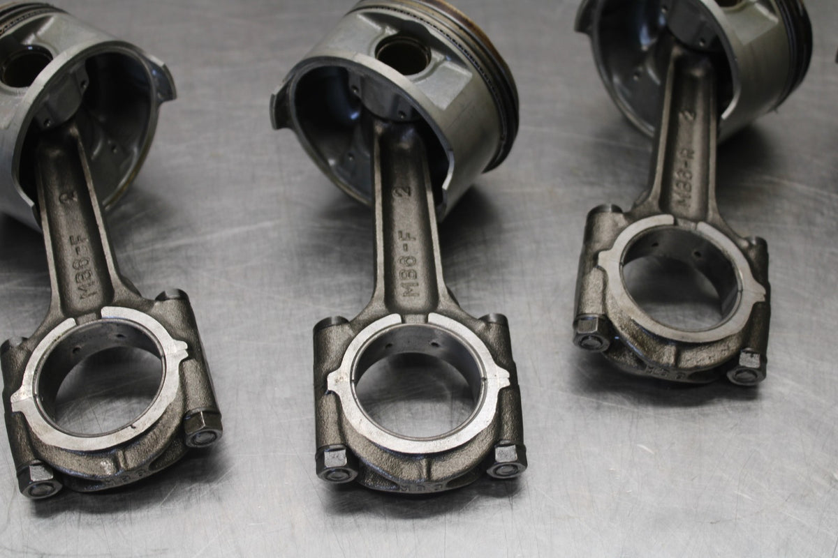 84 HONDA INTERCEPTOR 1000 VF1000F ENGINE MOTOR BLOCK PISTONS & RODS BB878