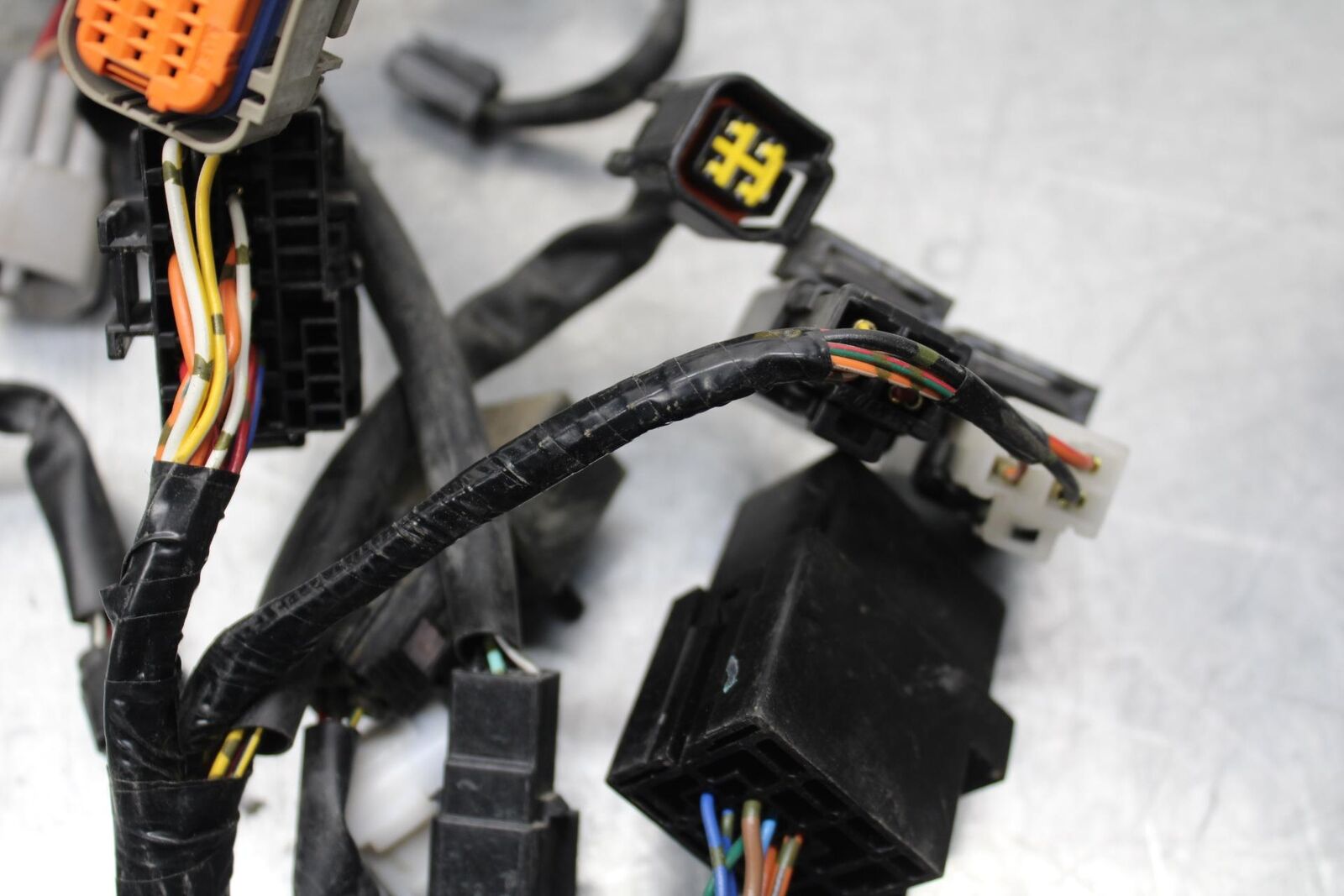 2015 Suzuki GSXR750 MAIN ENGINE WIRING HARNESS MOTOR WIRE 36610-14JC0 BB595