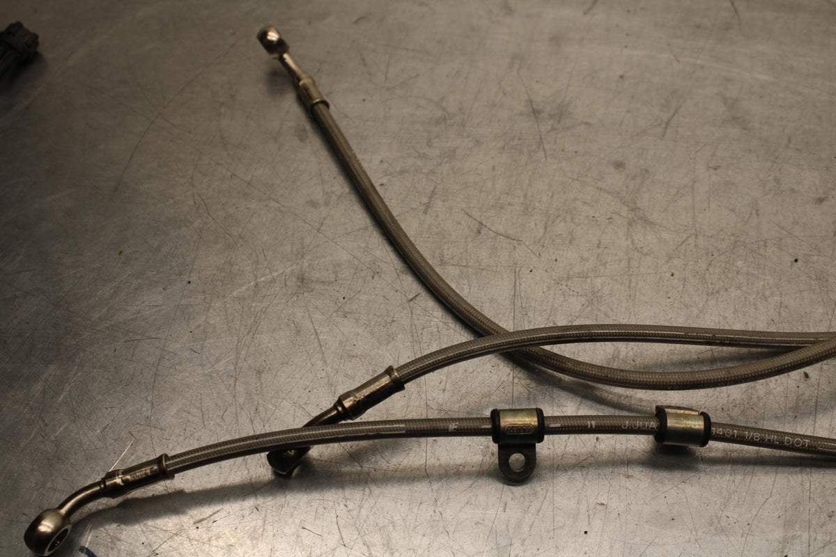 2012 Triumph Daytona 675R FRONT AND REAR SET BRAKE HOSES LINES BB589