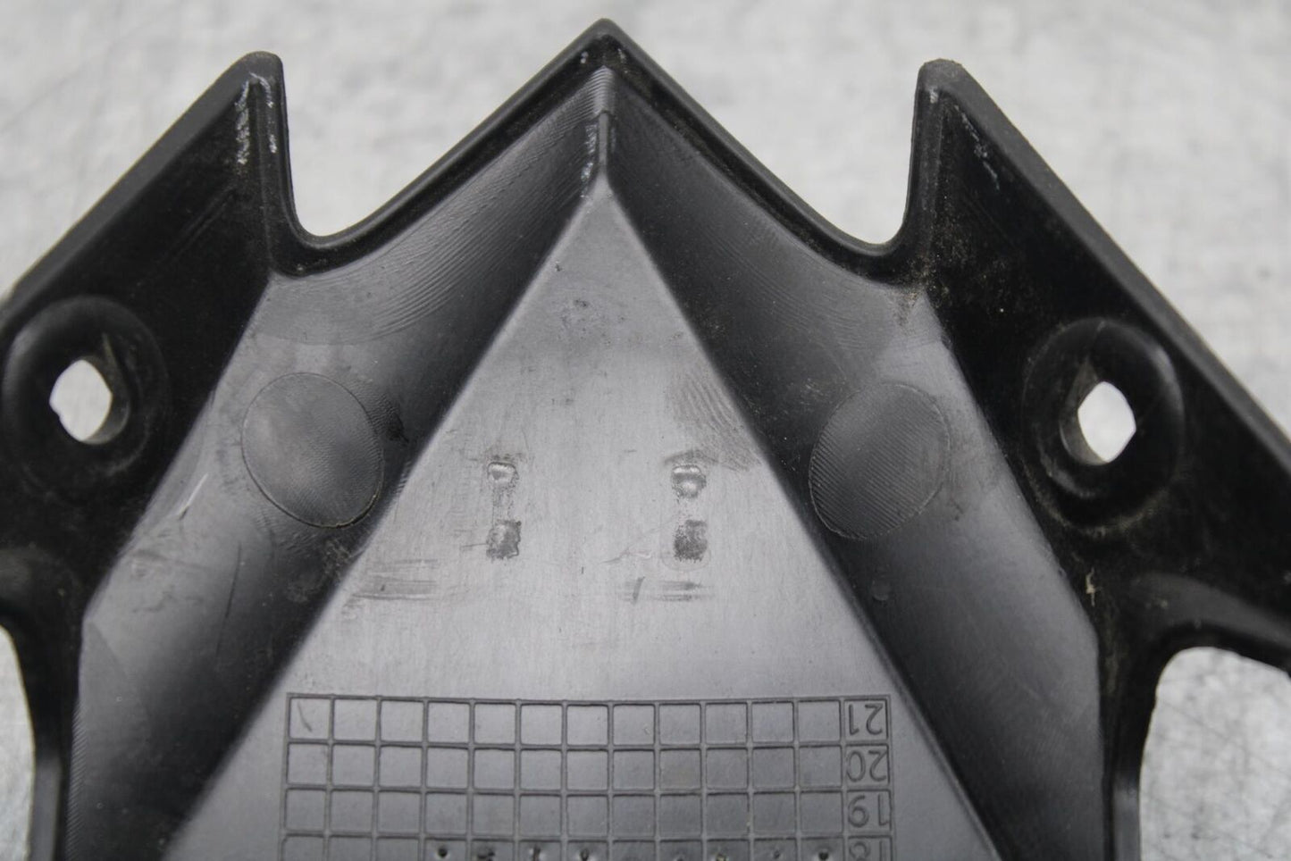 17-20 KAWASAKI NINJA 650 EX650 ABS FRONT CENTER COWL FAIRING BB88