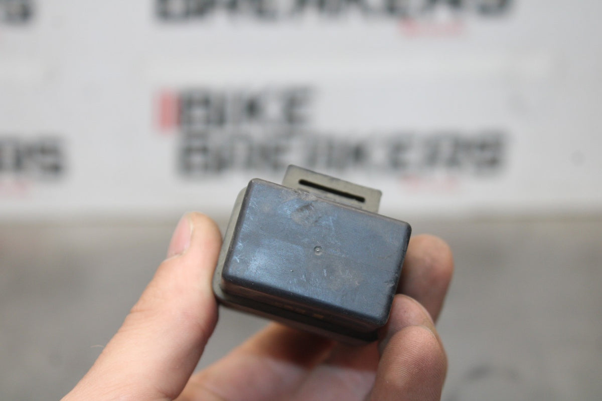 08 KAWASAKI VULCAN 1600 VN1600D NOMAD TURN SIGNAL RELAY FLASHER SWITCH BB904