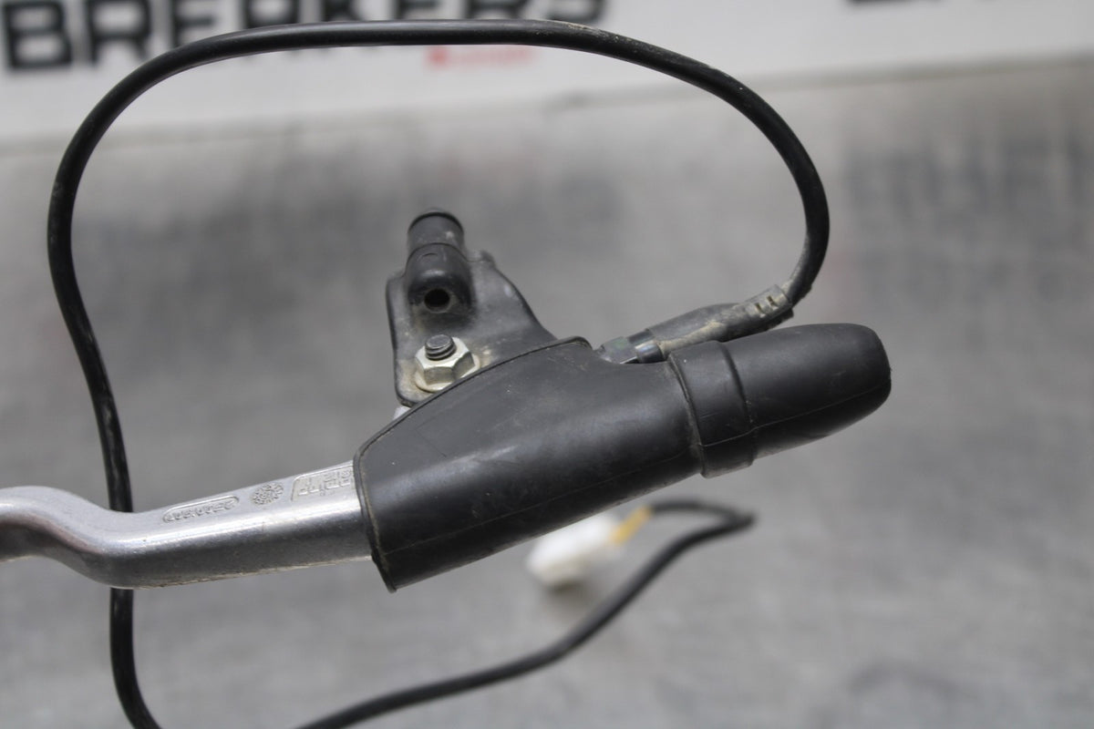 19 MOTO GUZZI V7 III CLUTCH PERCH MOUNT WITH LEVER  BB831