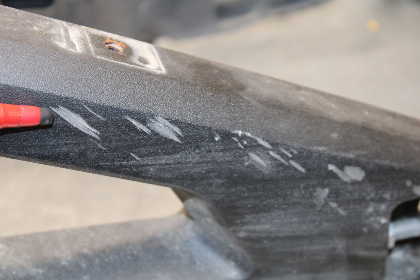 16 KAWASAKI NINJA ZX10R REAR SWINGARM BACK SUSPENSION 33001-0648 BB650