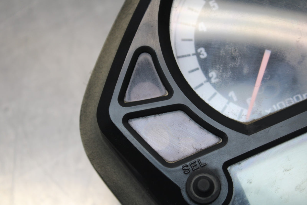 06 SUZUKI SV650S SPEEDO TACH GAUGES DISPLAY CLUSTER SPEEDOMETER TACHOMETER BB783