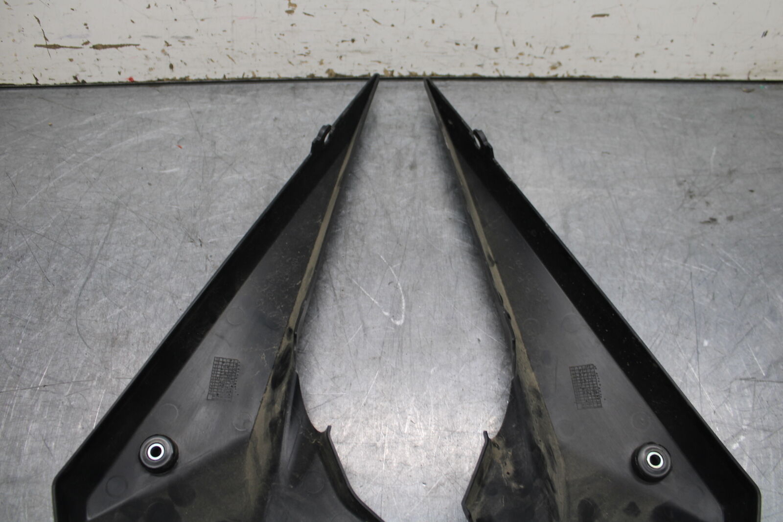 09-15 YAMAHA FZ6R RIGHT LEFT SIDE SEAT PANELS TRIMS COWLS FAIRINGS COVER BB719 