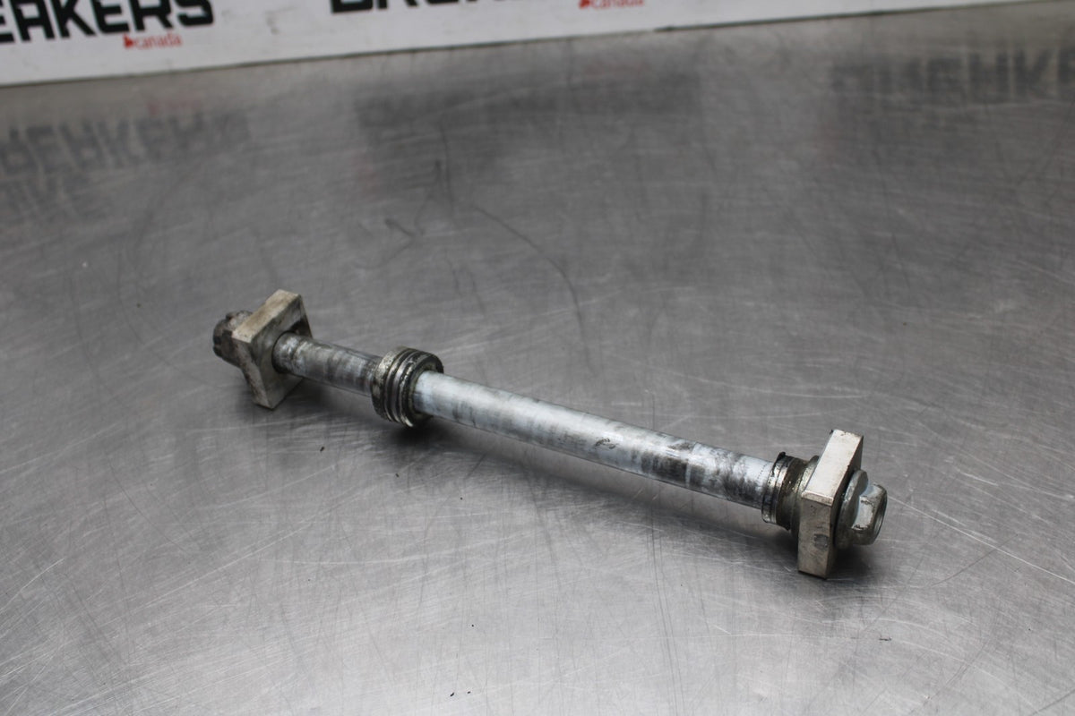 12-16 KAWASAKI NINJA 650 EX650F ABS REAR AXLE WHEEL RIM PIVOT BOLT AXEL BB860