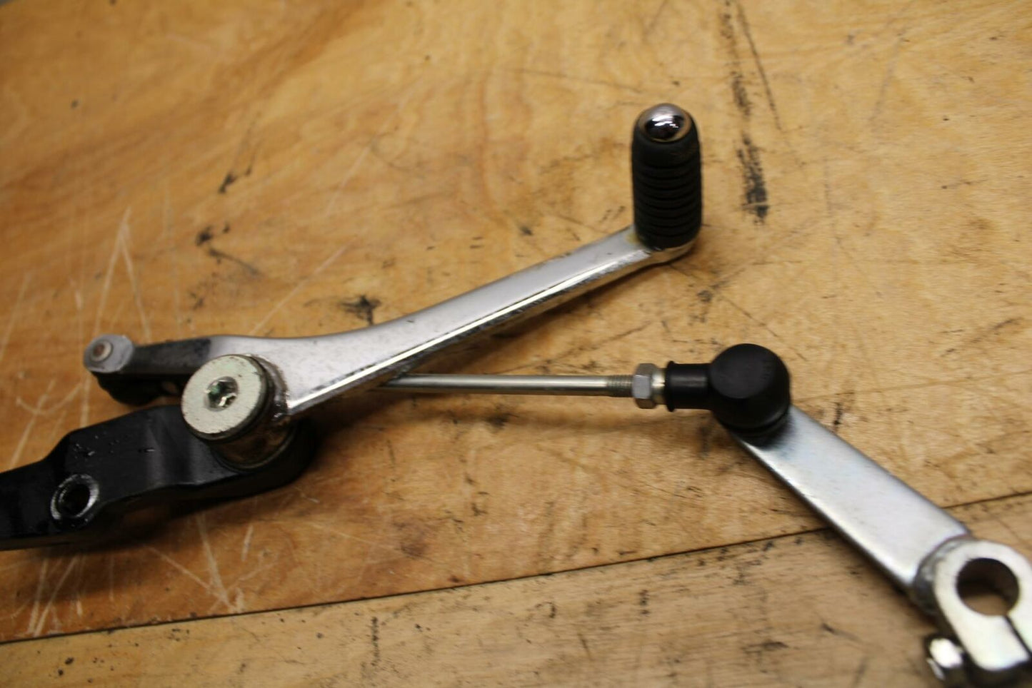 07-12 SUZUKI BANDIT 650S SHIFTER PEDAL BB328