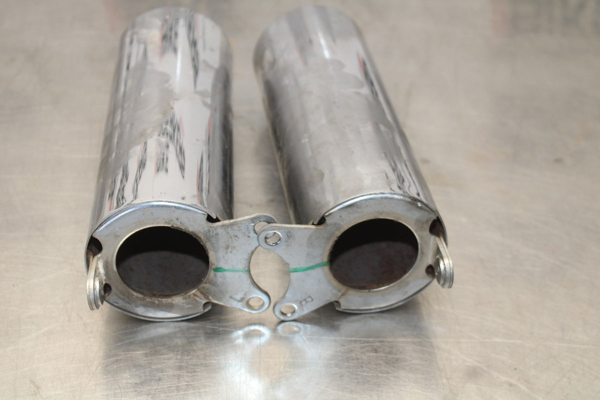 02 KAWASAKI VULCAN 800 VN800B CLASSIC FORK LOWER COVERS BOTTOM GUARDS BB862