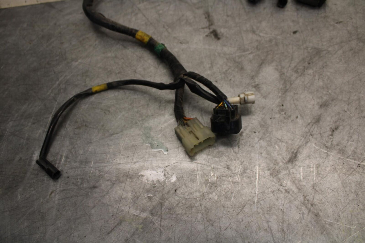 2009 Yamaha YZF R6 HEADLIGHT SPEEDO GAUGES WIRING HARNESS WIRE LOOM BB532