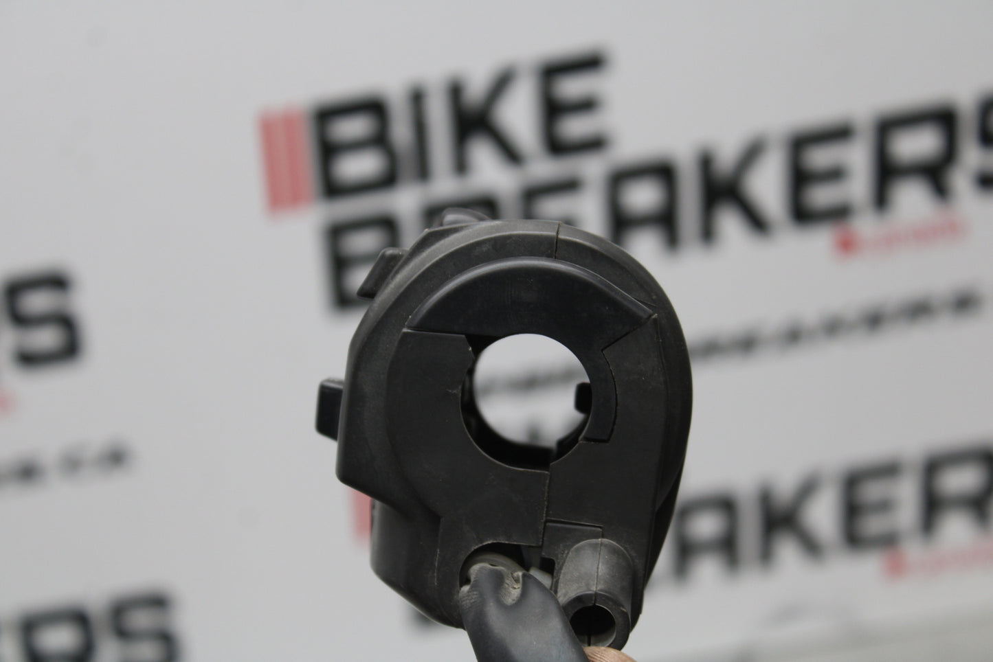 04-05 KAWASAKI NINJA ZX10R LEFT CLIP ON HANDLE HORN SIGNAL SWITCHES  BB163