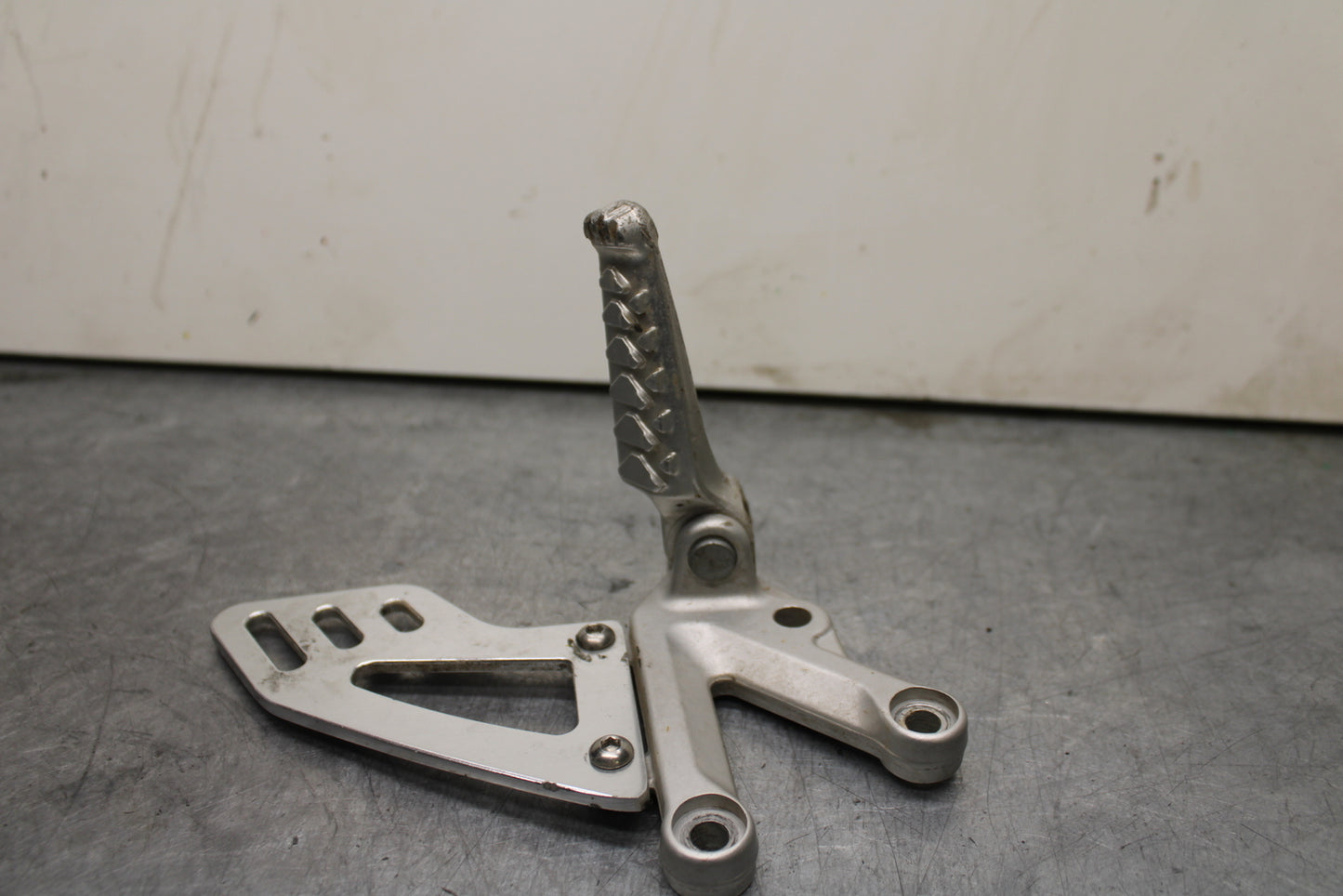 10-11 APRILIA RSV4 R LEFT REARSET REAR SET DRIVER FOOT PEG REST STOP BB120