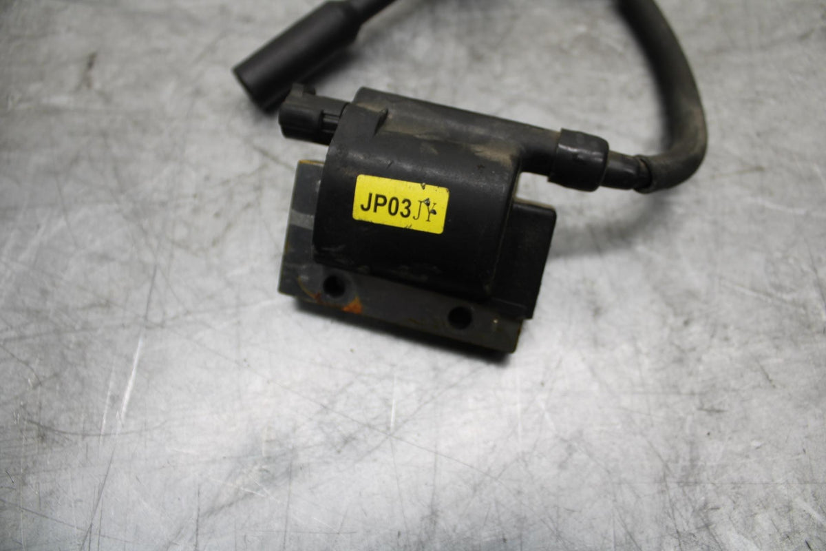 21 HUSQVARNA VITPILEN 401 IGNITION COIL SPARK PLUG CAP  BB467