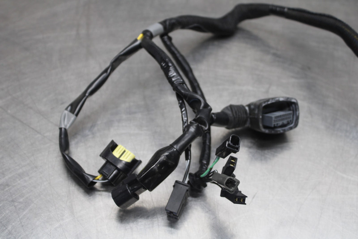 15-26 SUZUKI GSXR600 HEADLIGHT SPEEDO GAUGES WIRING HARNESS WIRE LOOM BB888
