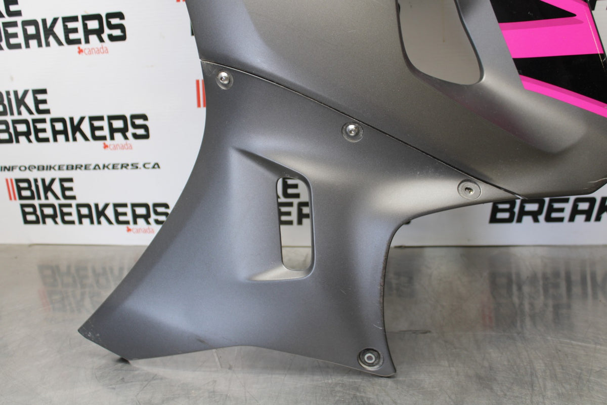 22-25 YAMAHA YZF R7 LEFT MID UPPER SIDE FAIRING COWL BB182