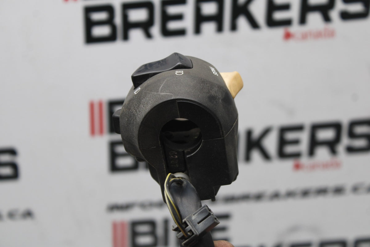 06 SUZUKI SV650S LEFT CLIP ON HANDLE HORN SIGNALS SWITCH SWITCHES BB783