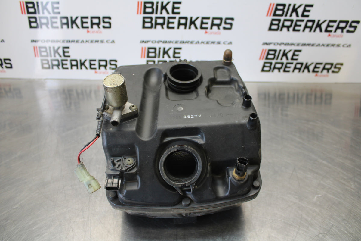 03 SUZUKI SV650S AIRBOX AIR INTAKE FILTER BOX BB167