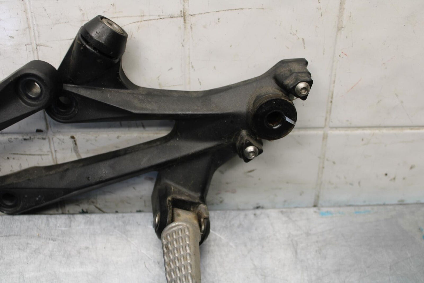 2012 Kawasaki Ninja ZX14R ZX1400E RIGHT LEFT REARSETS  DRIVER FOOT PEGS  BB60