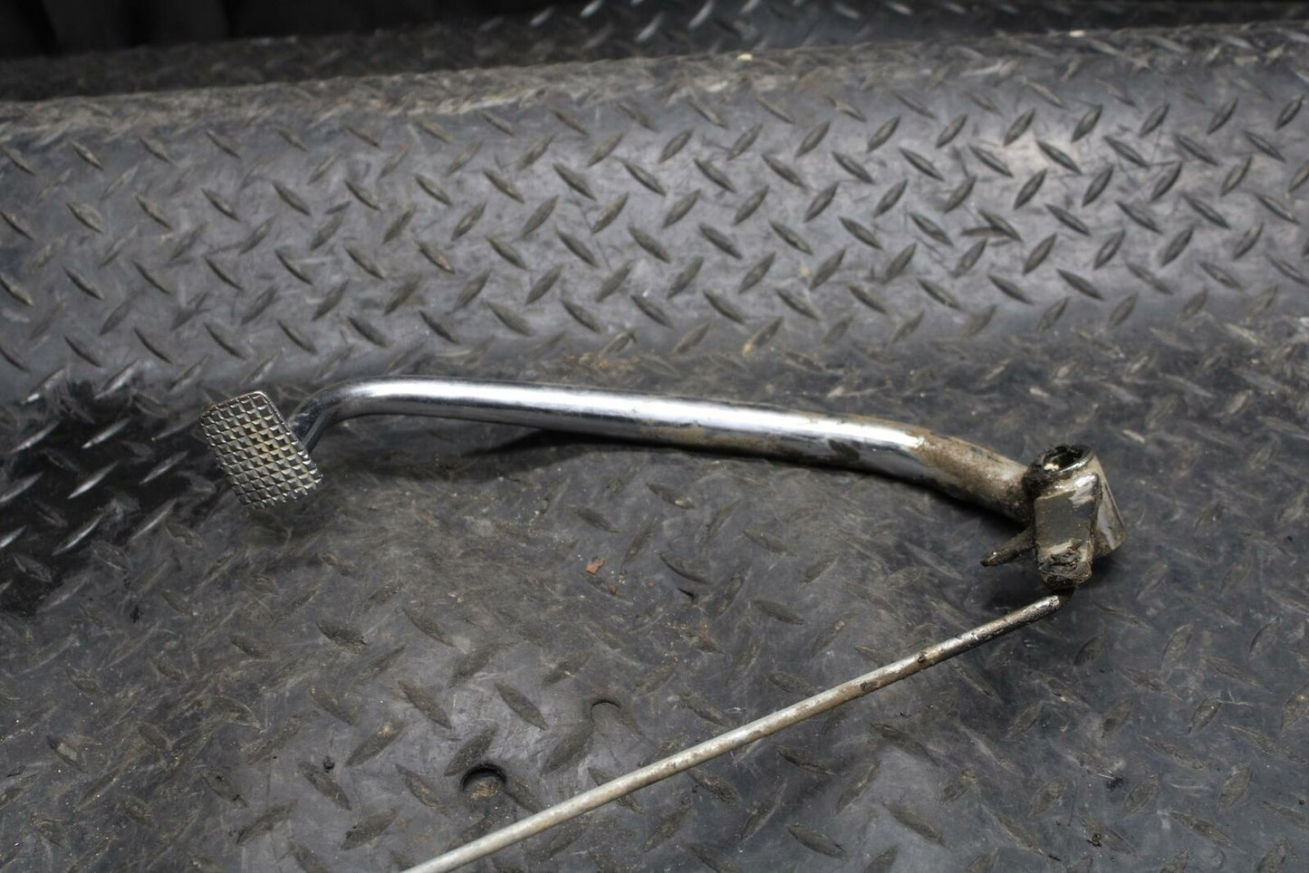 71 YAMAHA L5 RIGHT REARSET BRAKE FOOT PEDAL ROD  BB230