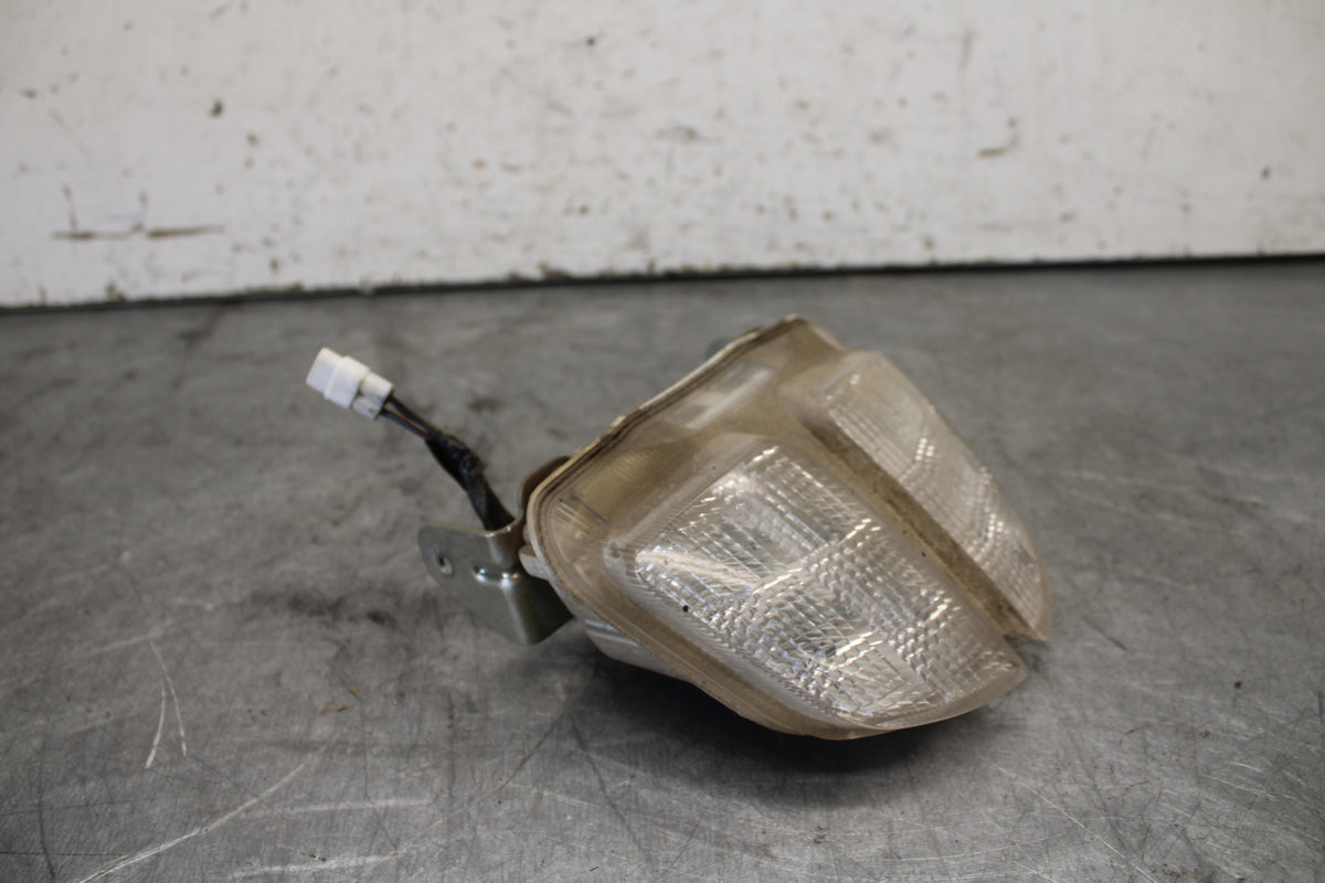 06-07 SUZUKI GSXR 600 REAR TAIL TAILLIGHT BACK BRAKE LIGHT BB694