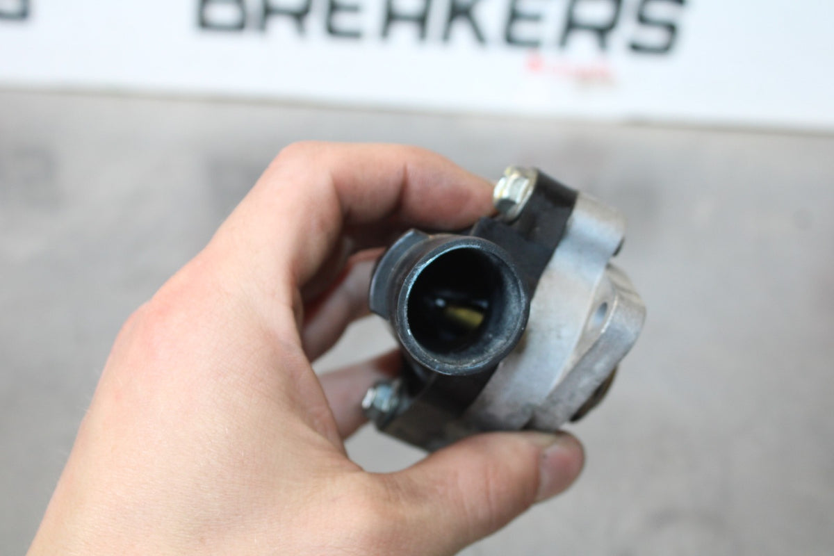 11-24 SUZUKI GSXR750 THERMOSTAT W HOUSING ASSEMBLY BB879