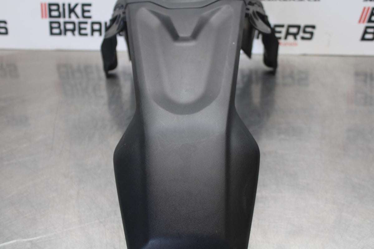23-24 YAMAHA MT-07 GAS TANK FUEL CELL FAIRING COWL COVER TRIM BB194