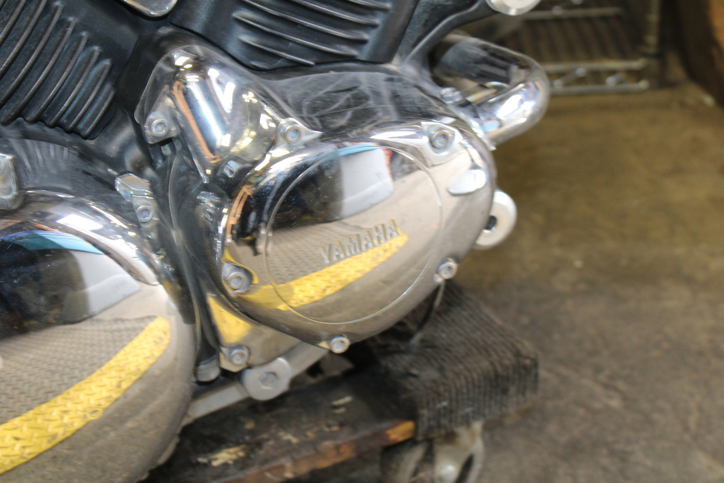 05-06 YAMAHA ROYAL STAR XVZ1300TF ENGINE MOTOR BB697