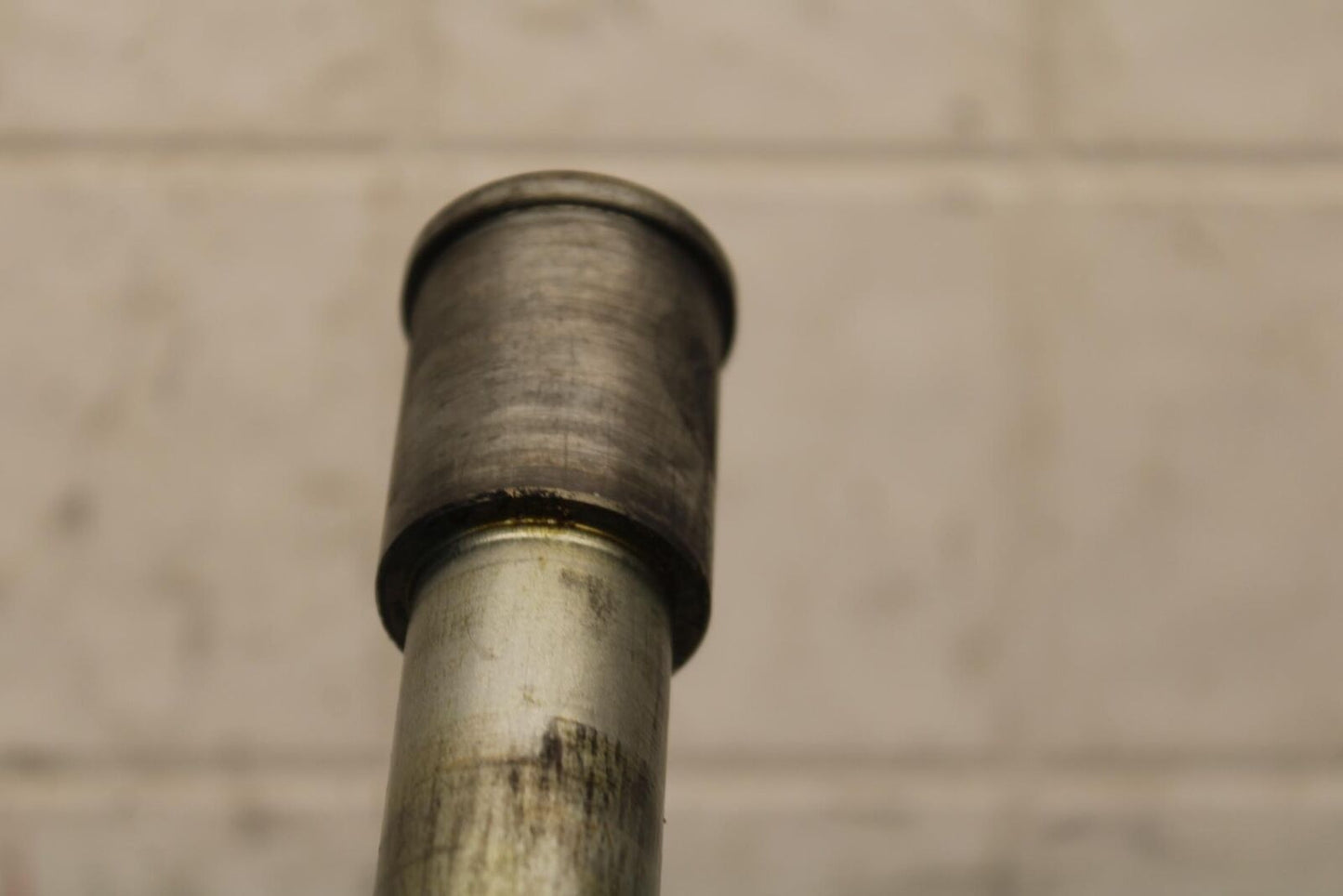 2000 Kawasaki Ninja ZX12R ZX1200A FRONT WHEEL RIM AXLE PIVOT BOLT 41068-1426 BB5