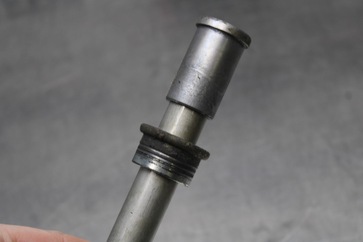 99 KAWASAKI NINJA ZX9R FRONT WHEEL RIM AXLE PIVOT BOLT BB05