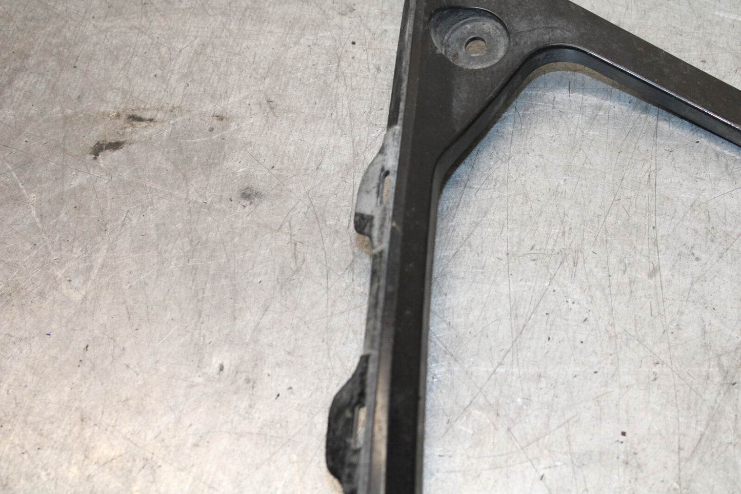 08-09 SUZUKI GSXR600 FRONT LOWER INNER EXHAUST V FAIRING COWL GUARD BB728