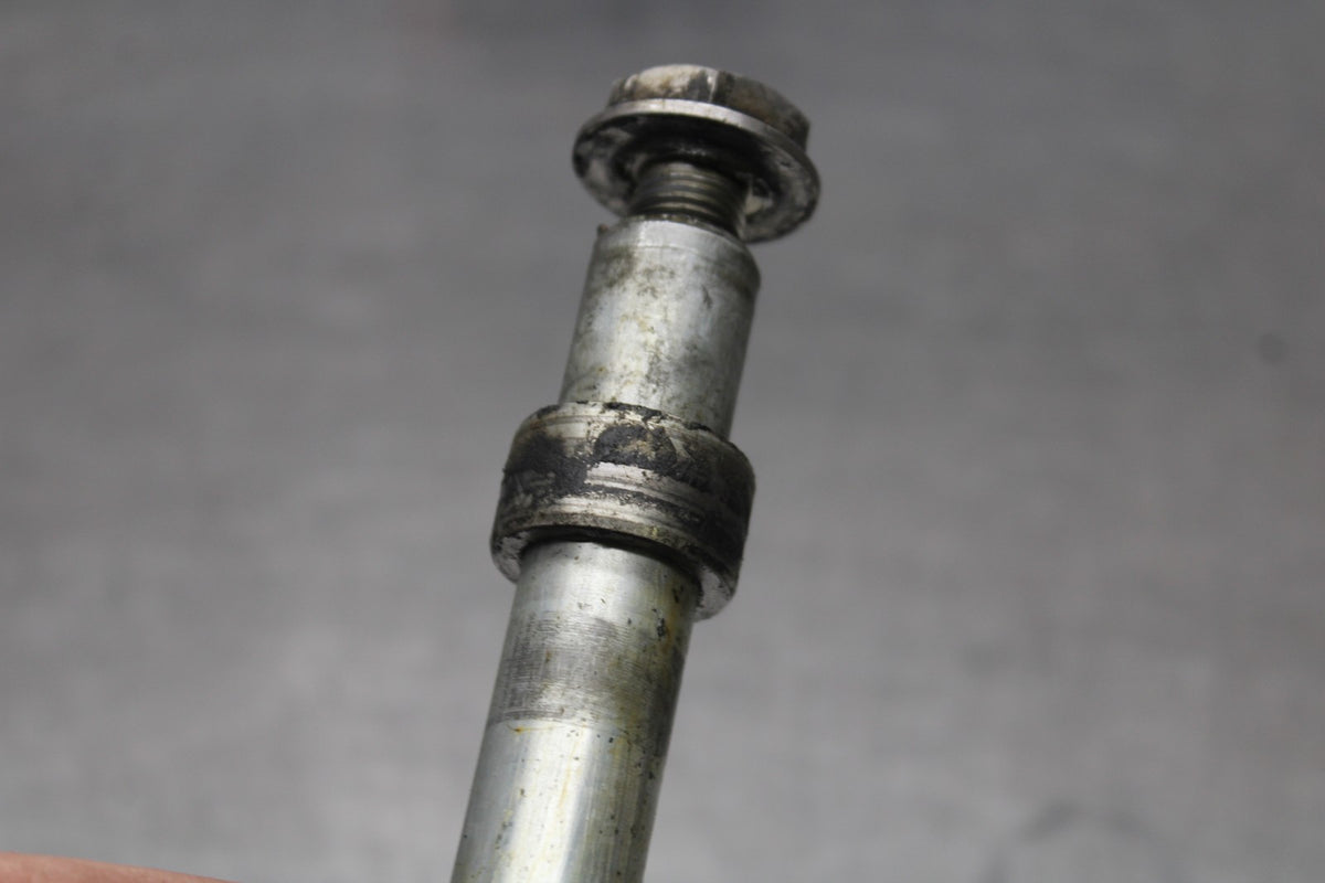 91-02 HONDA ST1100 FRONT WHEEL RIM AXLE PIVOT BOLT BB881