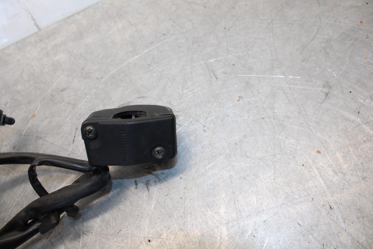 2006 Triumph Daytona 675 Triple RIGHT CLIP ON HANDLE KILL OFF START SWITCH BB434