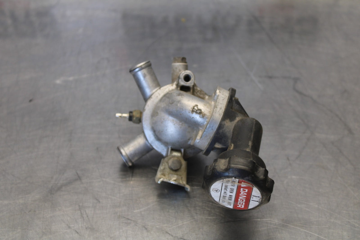 95 HONDA SHADOW 1100 THERMOSTAT W HOUSING ASSEMBLY BB885