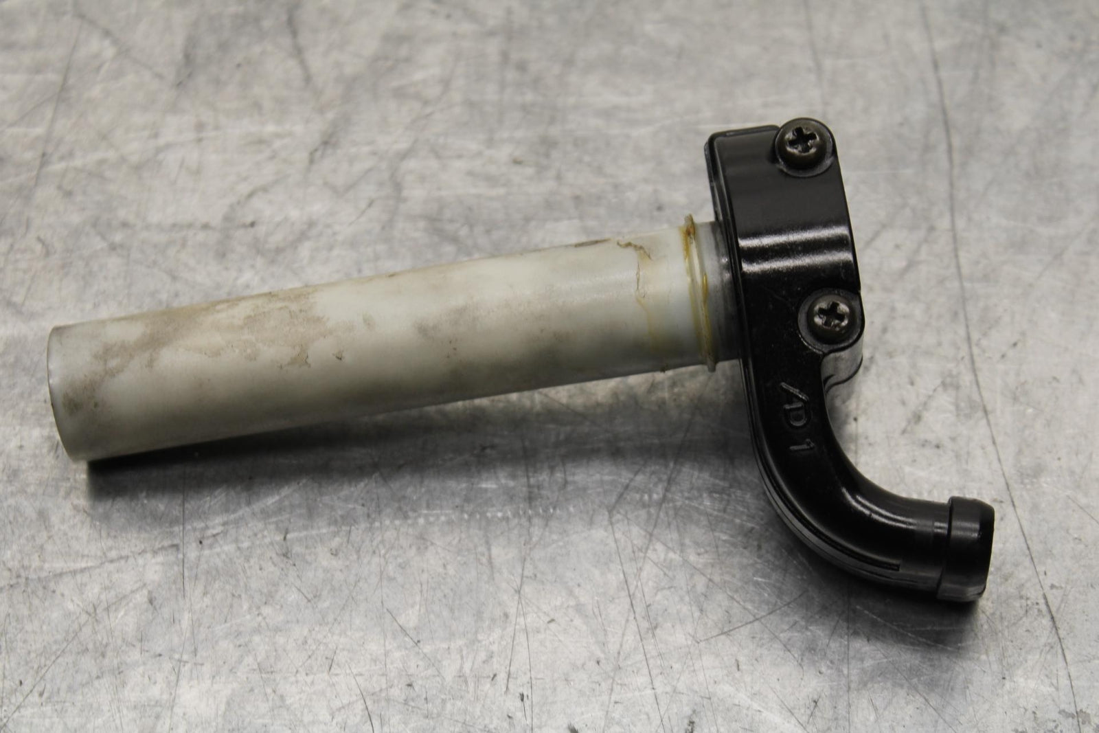 2000 Kawasaki Ninja ZX9R ZX900F RIGHT THROTTLE GRIP BB70