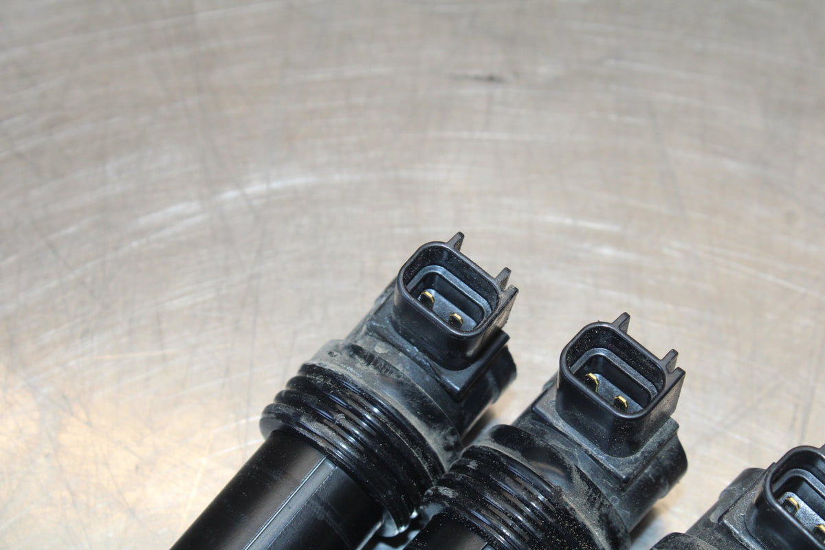 20 TRIUMPH STREET TRIPLE 765 IGNITION COILS COIL SPARK PLUG CAPS BB864
